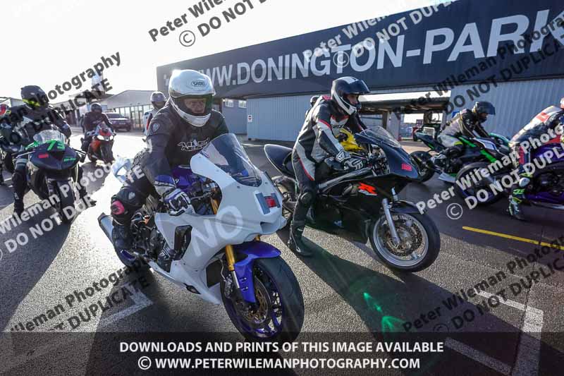 donington no limits trackday;donington park photographs;donington trackday photographs;no limits trackdays;peter wileman photography;trackday digital images;trackday photos